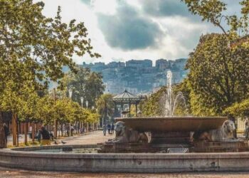 Villa Comunale di Napoli: Un’Oasi Storica nel Cuore della Città