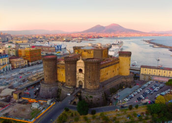 “Napoli segreta: il tour esoterico dentro il Maschio Angioino”