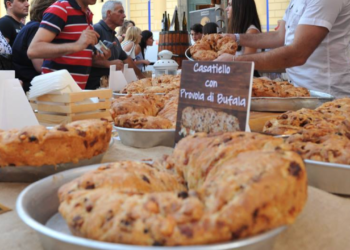 Torna la Sagra del Casatiello a Sant’Arpino: tre giorni di gusto e tradizione!