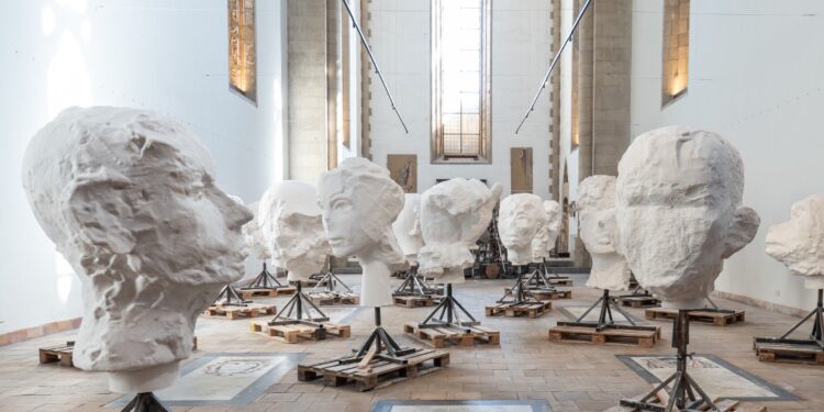 Jim Dine incanta Napoli: la mostra “Elysian Fields” al Maschio Angioino