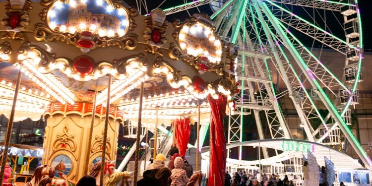 Il Villaggio di Natale torna al Vulcano Buono: luci, magia e spettacoli per tutta la famiglia