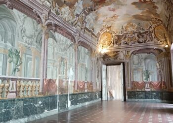 “Voci e Suoni di Partenope: la Reggia di Portici diventa un sogno da vivere”